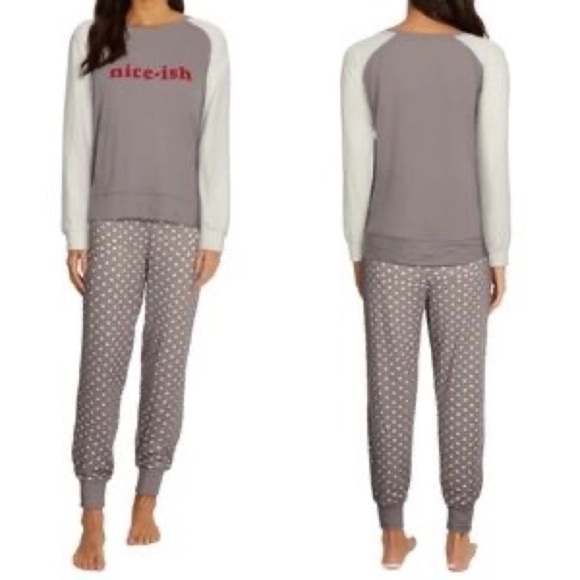 WILDFOX Intimates Nice-ish Pajama Set Size Small - Picture 2 of 5